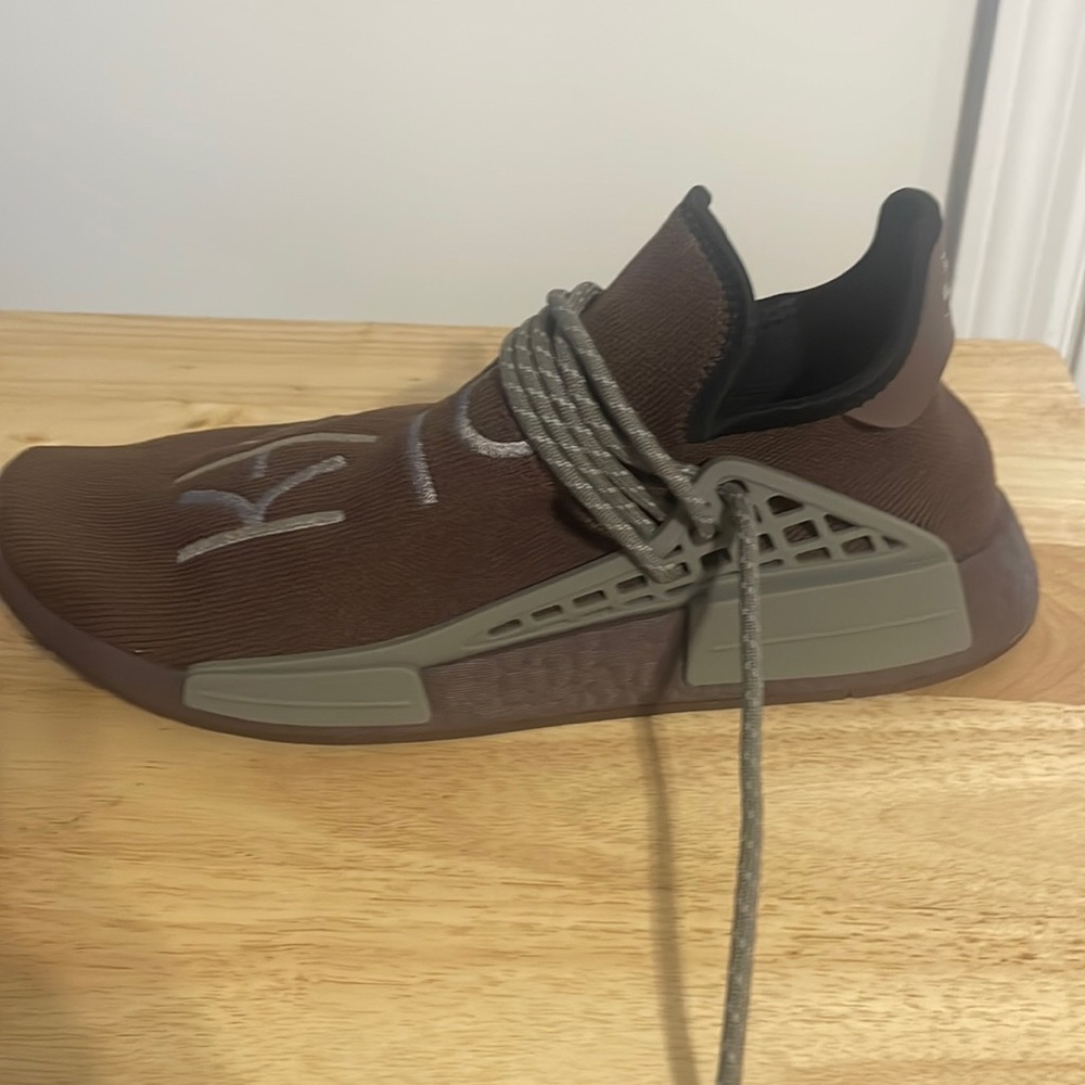 Adidas NMD Hu